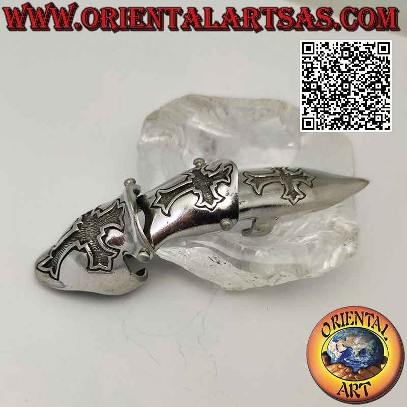 Anello in acciaio chirurgico (316L), armatura massiccia con croci trilobate a bassorilievo (regolabile)