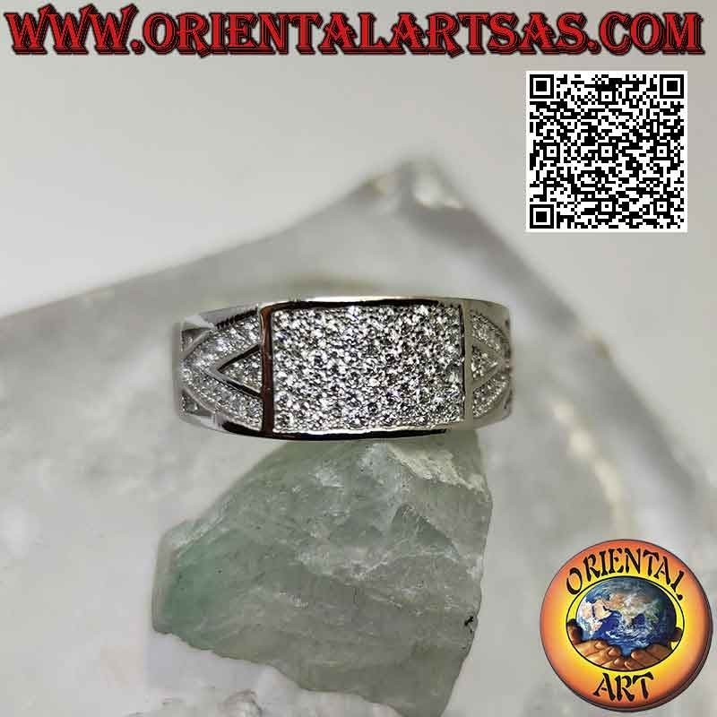 Bague en argent avec bande croissante avec rectangle serti de zircons blancs et motif triangulaire