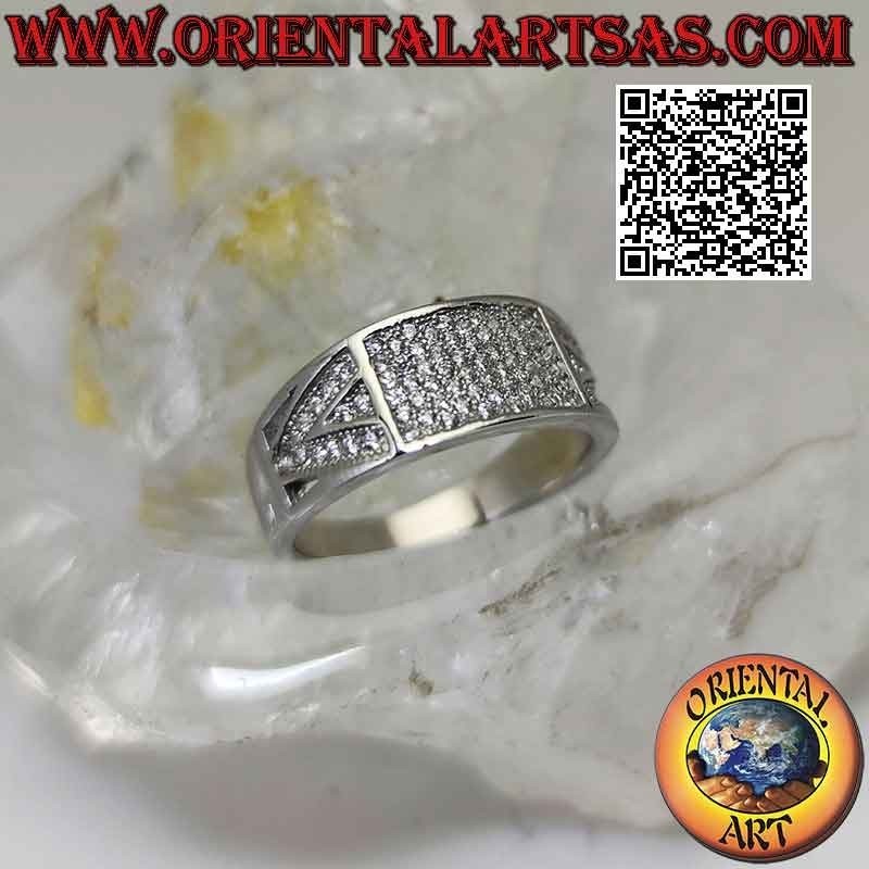 Anillo de plata con banda creciente con rectángulo tachonado de circonitas blancas y motivo triangular