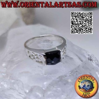 Silver ring with square faceted spinel and openwork floral decoration on the sides