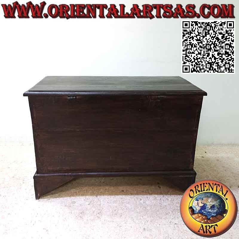 Cassapanca con "casa nella foresta" a bassorilievo e inserti in ottone antico in legno di teak da 100 cm