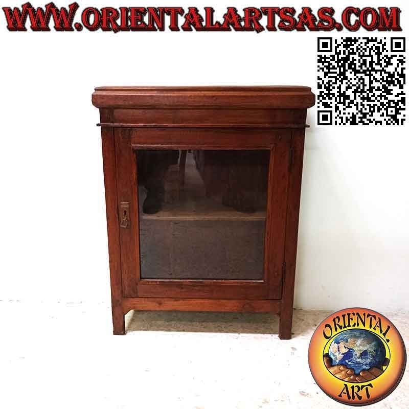 Vitrina antigua con dos estantes y una puerta en madera de teca