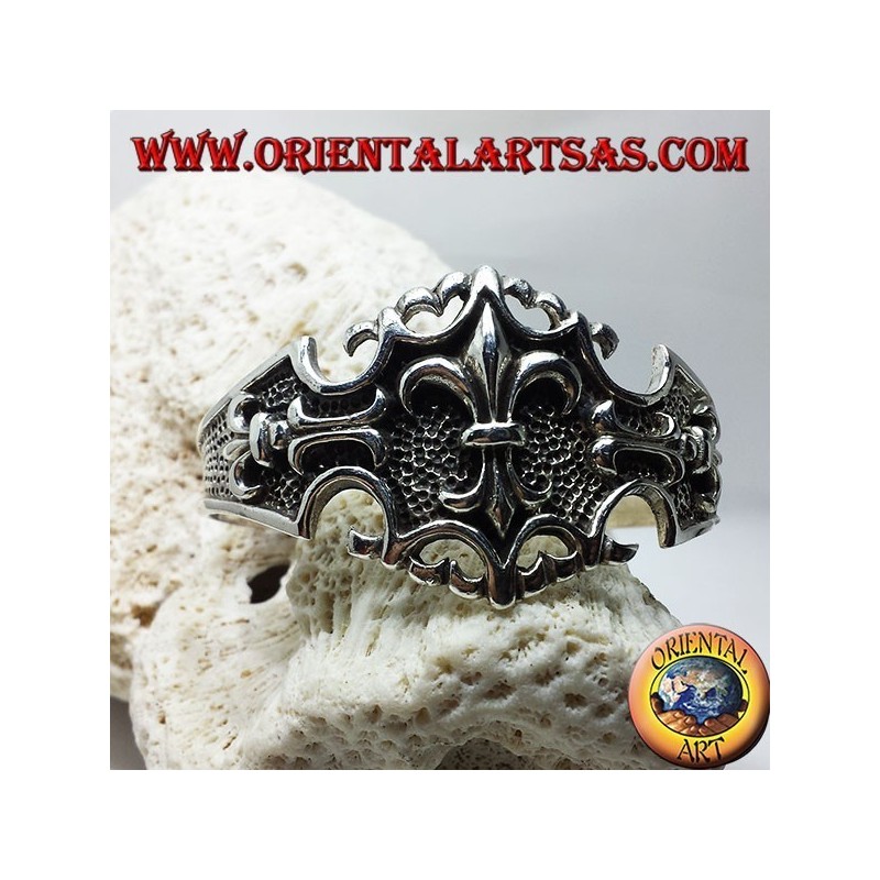 Pulsera de plata rígida con el lirio