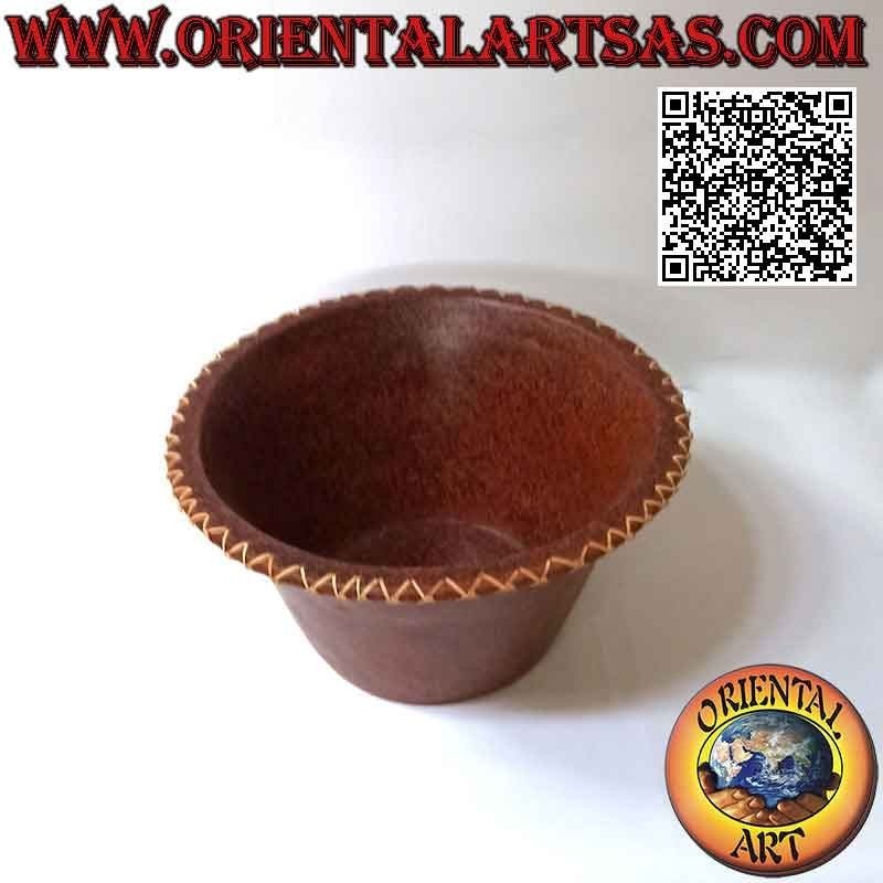 Vaso porta piante tradizionale di Lombok con midollino intrecciato a bordo in terracotta, fatto a mano (18 cm e 32 cm ø)