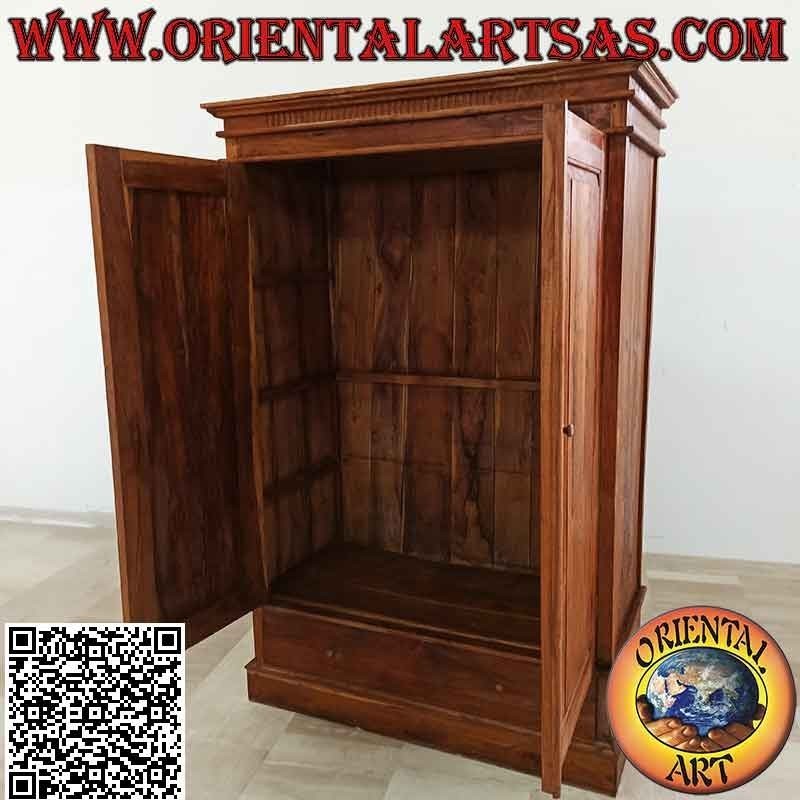 Gran armario lineal de 2 puertas y 4 baldas y estructura de columna dórica en madera de teca