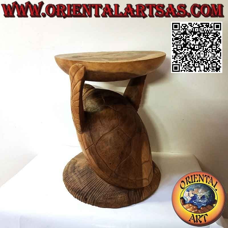 Round sculpture table for living room, turtle supporting the suar wood top (52x 39x 40)