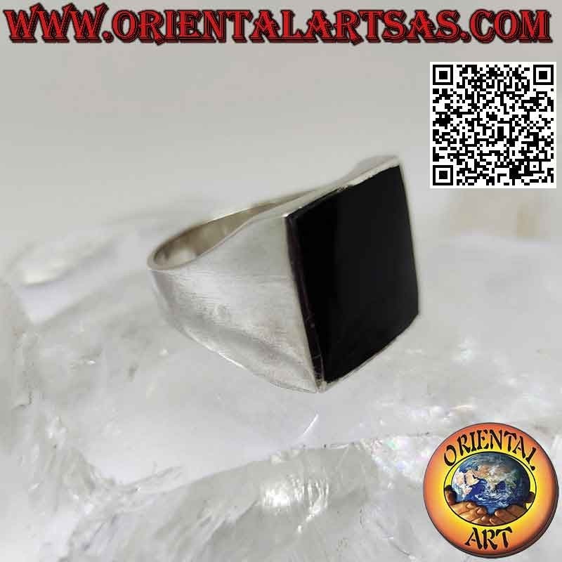 Bague en argent lisse avec bord affleurant en onyx carré 15x15 mm (fin)