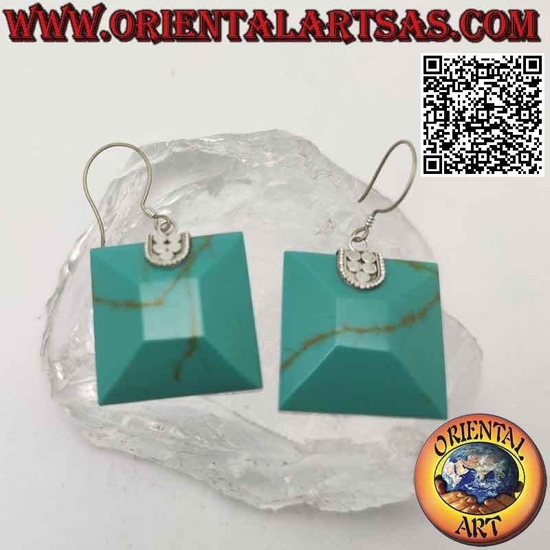 Boucles d'oreilles avec pâte de turquoise carrée facettée attachée par un crochet en argent