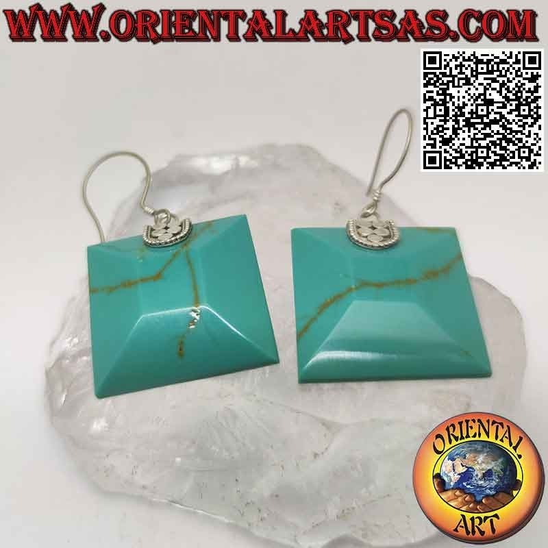 Boucles d'oreilles avec pâte de turquoise carrée facettée attachée par un crochet en argent
