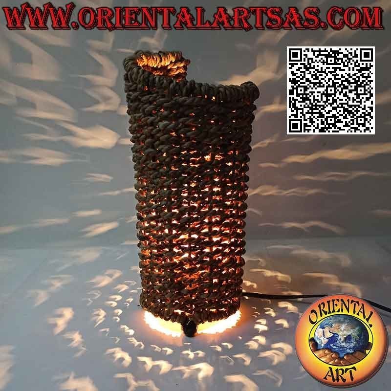 Lampada etnica in banano intrecciato, fatta a mano in Indonesia da 34 cm
