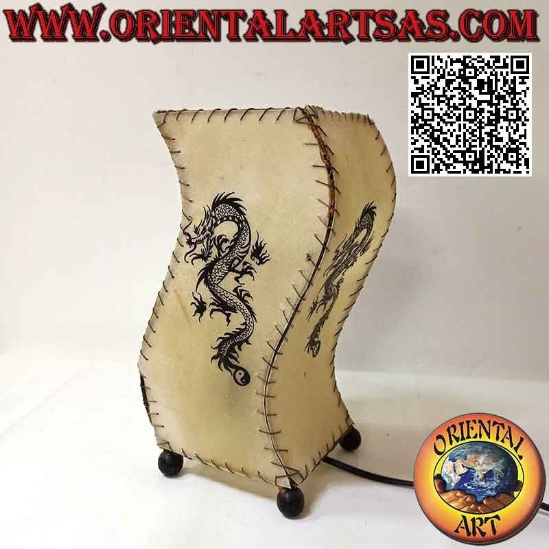 Lámpara de mesa étnica, "S-wave" con base cuadrada con dragón pintado, en piel animal 30 cm