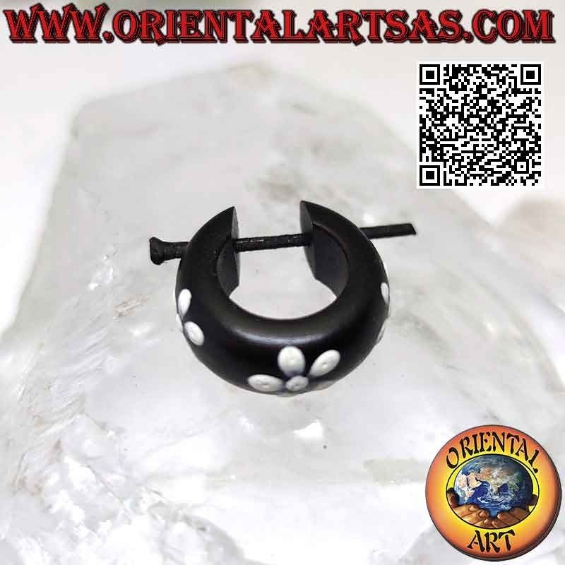 Orecchini a cerchio in legno scuro con fiori dipinti da 18 mm, bianco