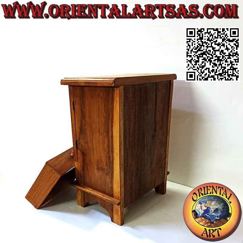 Showcase with two doors with columns and drawer in teak wood