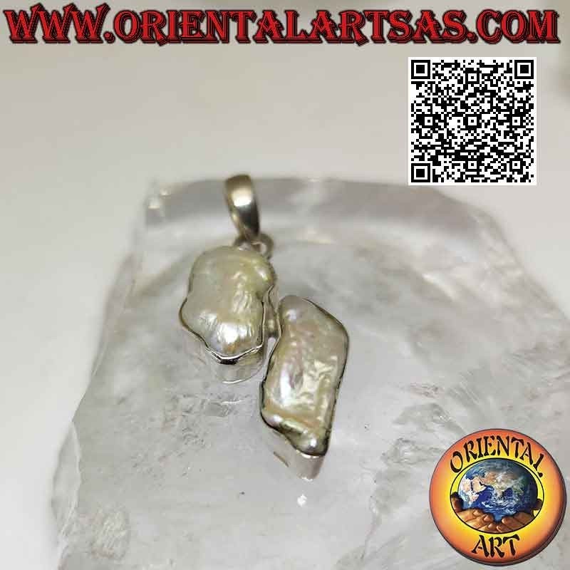 Silver pendant with 2 natural irregular scaramazzle pearls with smooth edge
