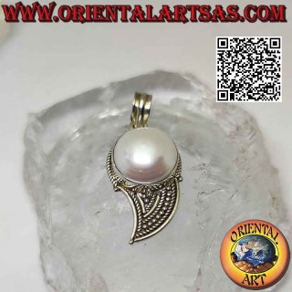 Pendentif en argent, aile d'ange avec grosse perle centrale et micro sphères