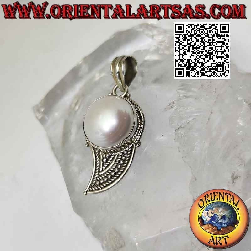 Colgante de plata, ala de ángel con gran perla central y microesferas