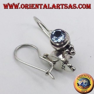 Boucles d'oreilles argent avec ronde topaze bleue facettes