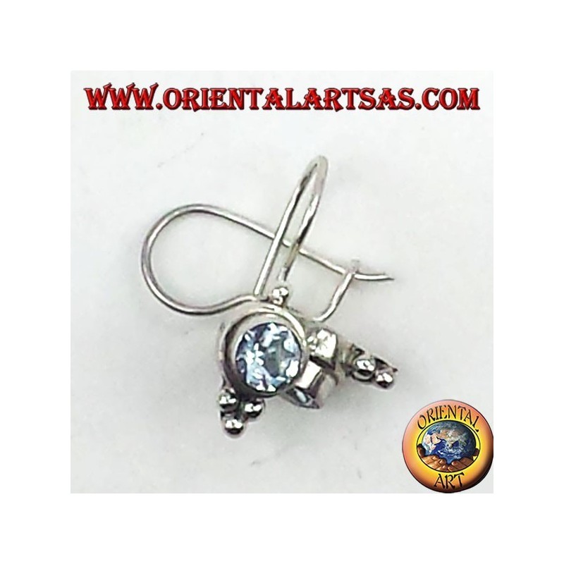 Boucles d'oreilles argent avec ronde topaze bleue facettes