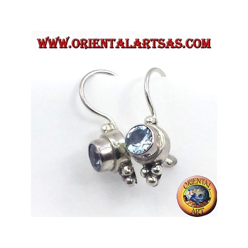 Ohrringe aus Silber mit Blautopas facettiert Runde