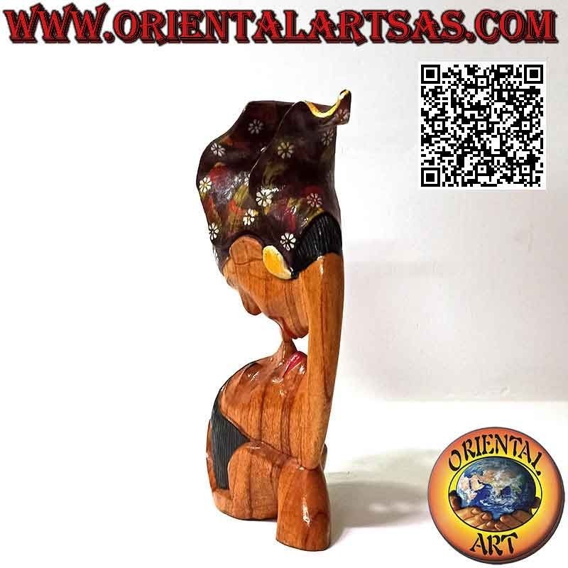 Escultura del beso entre dos amantes orientales de perfil en madera de suar de 26 cm (pintada)