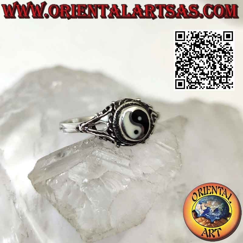 Anello  in argento yin yang Tao ovale e decorazioni  (Piccolo)