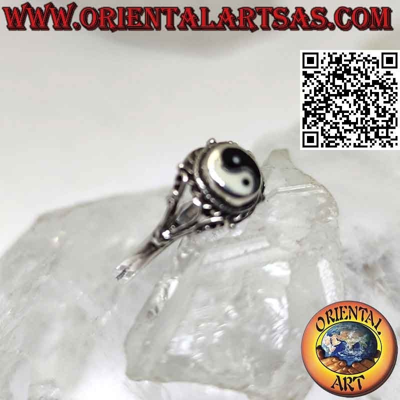 Bague ovale en argent yin yang Tao et décorations (Petit)