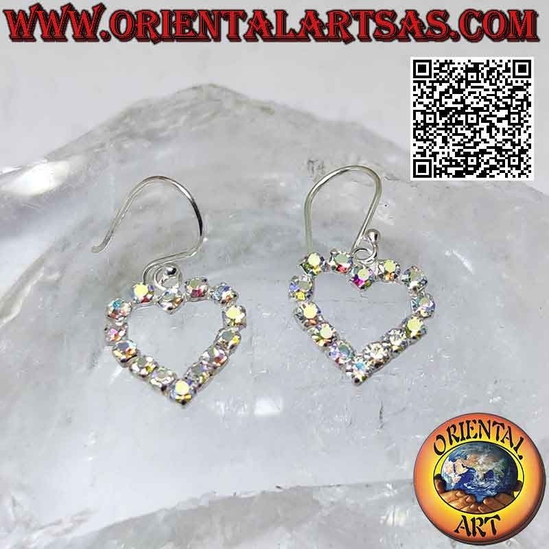 Boucles d'oreilles à levier en argent avec contour de coeur de zircons cubiques arc-en-ciel sertis (petit)