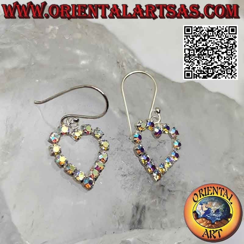 Aretes de plata con cierre de palanca con contorno de corazón de zirconia cúbica arcoíris engastados (pequeños)