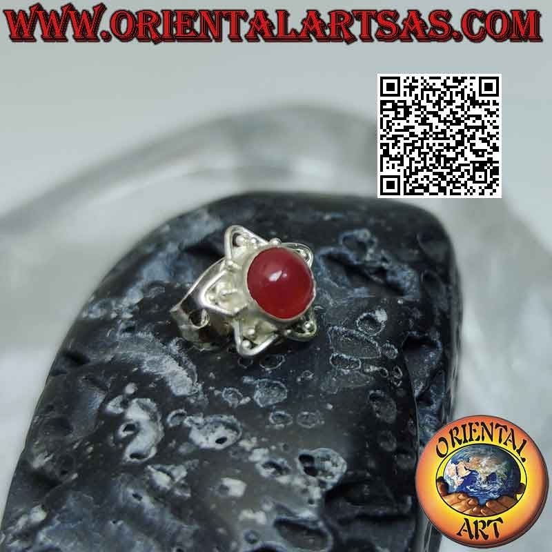 Mini pendiente en plata, piedra cabujón redondo sobre estrella