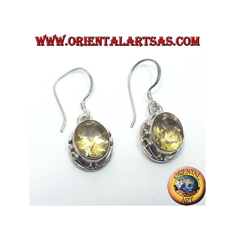 Orecchini in argento  con Topazio ovale sfaccettata Nepal