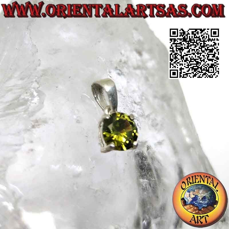 Silver pendant with light point of round citrine zircon set