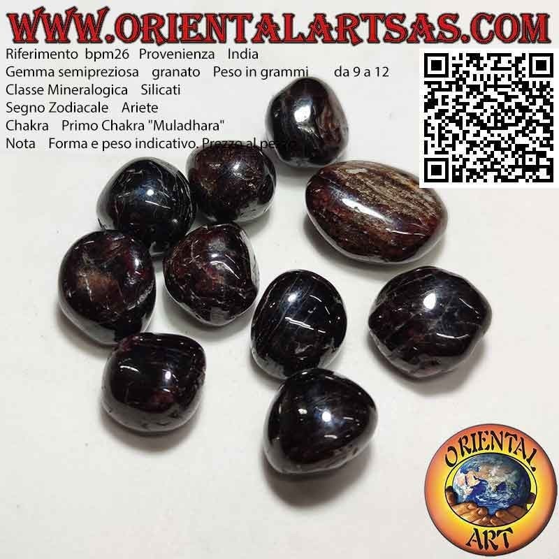 Tumbled garnet (small)