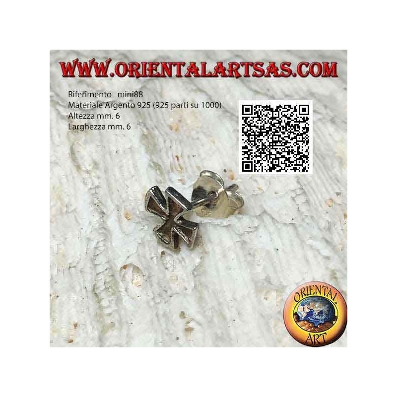 Mini silver earring, Templar cross concave inside