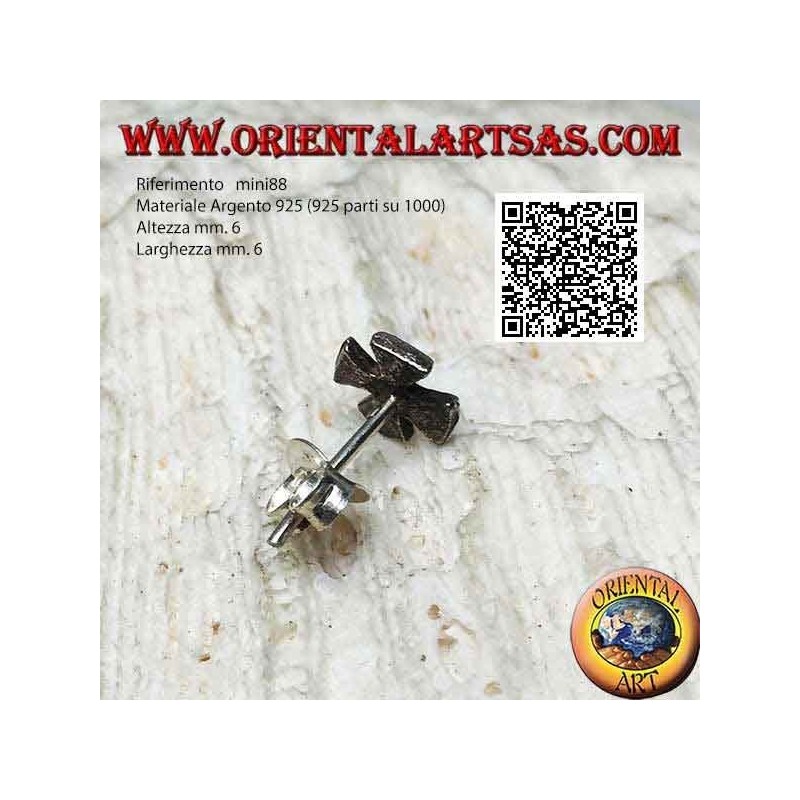 Mini boucle d'oreille en argent, croix templière concave à l'intérieur