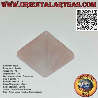 Pirámide de cuarzo rosa de 20 mm x 20 mm