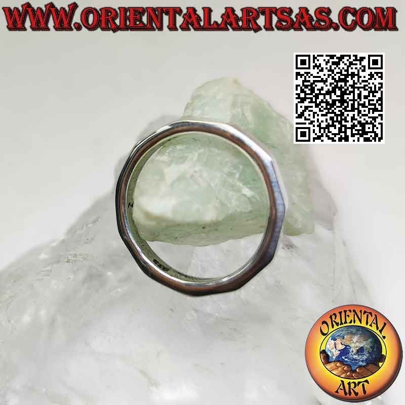Anello in argento liscio a fascia decagonale con interno tondo