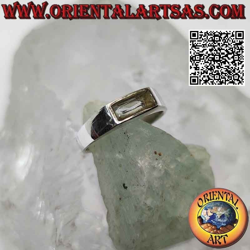 Anillo de plata con citrino rectangular horizontal en engaste liso
