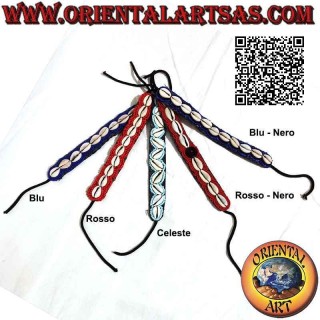 1 row bracelet with cauri shells and colored beads (knot clasp)