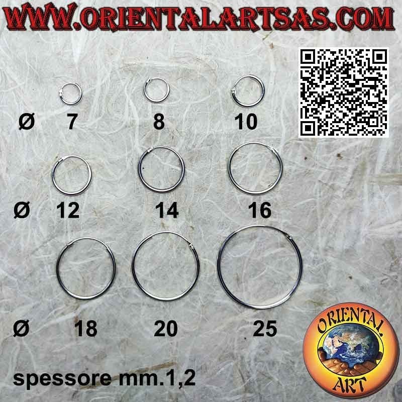 Orecchini in argento, cerchi lisci semplici da 1,2 mm di spessore (classica)