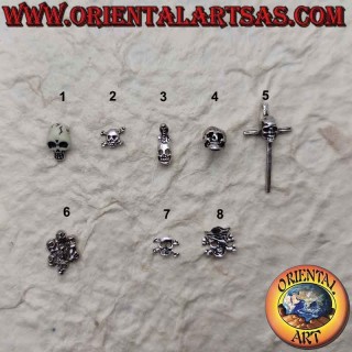 Mini earring in silver, the skull in various perspectives