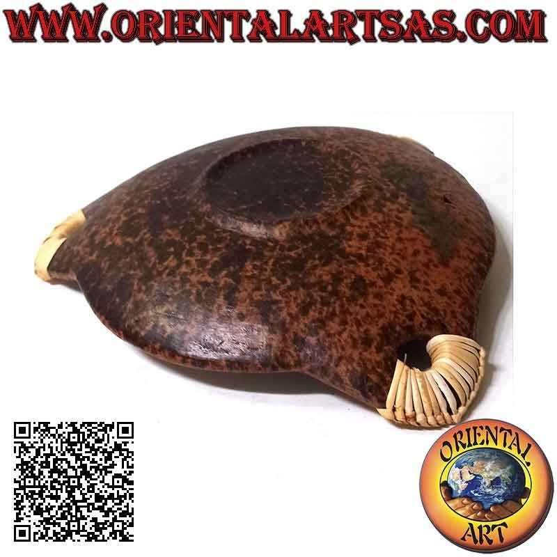 Bandeja valet triangular Lombok en terracota clara y asas de mimbre perforado