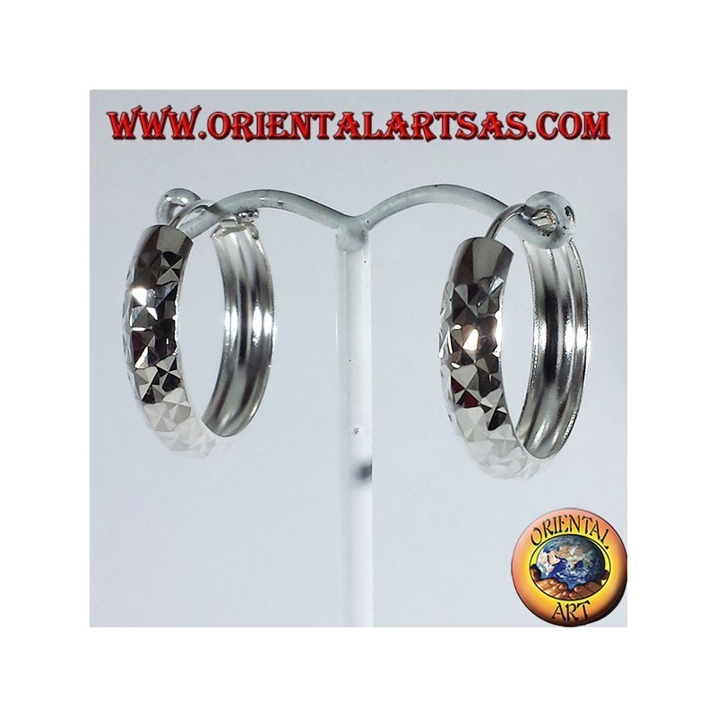 boucles d'oreilles en argent, diamant coupant moyen