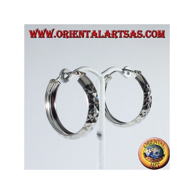 boucles d'oreilles en argent, diamant coupant moyen