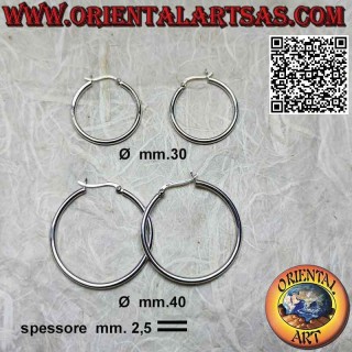 Orecchini in argento, cerchi lisci semplici da 2,5 di spessore da 30 mm Ø a 40 mm Ø (leva)