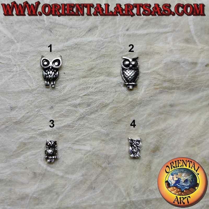 Mini boucle d'oreille en argent, la chouette