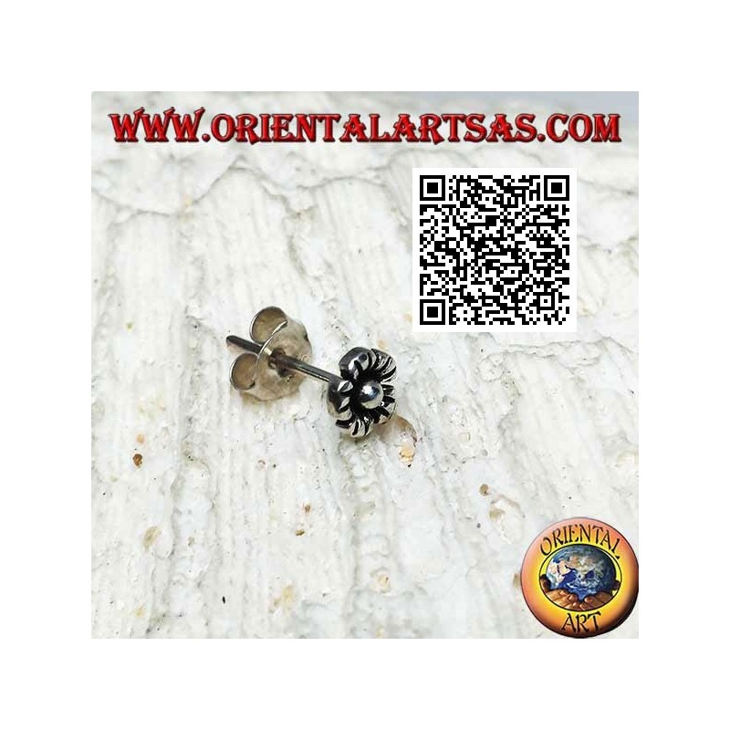 Mini boucle d'oreille en argent, la fleur (différents types)