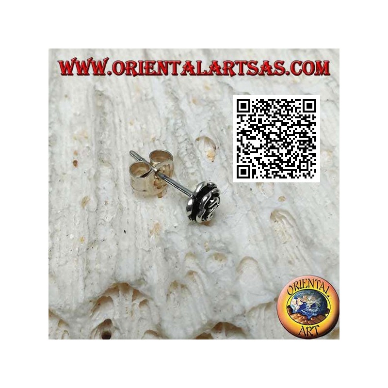 Mini-Silberohrring, die Blume (verschiedene Arten)