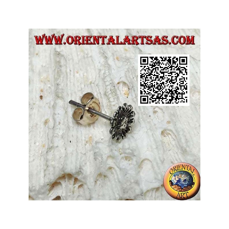 Mini silver earring, the flower (various types)