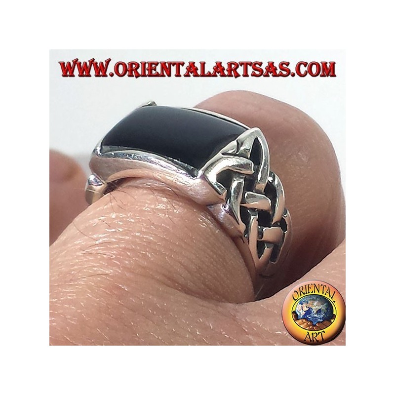 silver ring with onyx and Celtic knot pierced