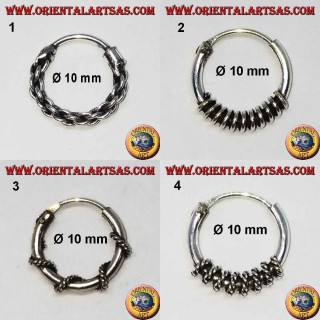 Ohrring aus 925 ‰ Silber, bearbeiteter Kreis, 10 mm Durchmesser (1)